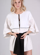 Veste forme kimono en coton bio tri matières, avec une ceinture large en contraste 